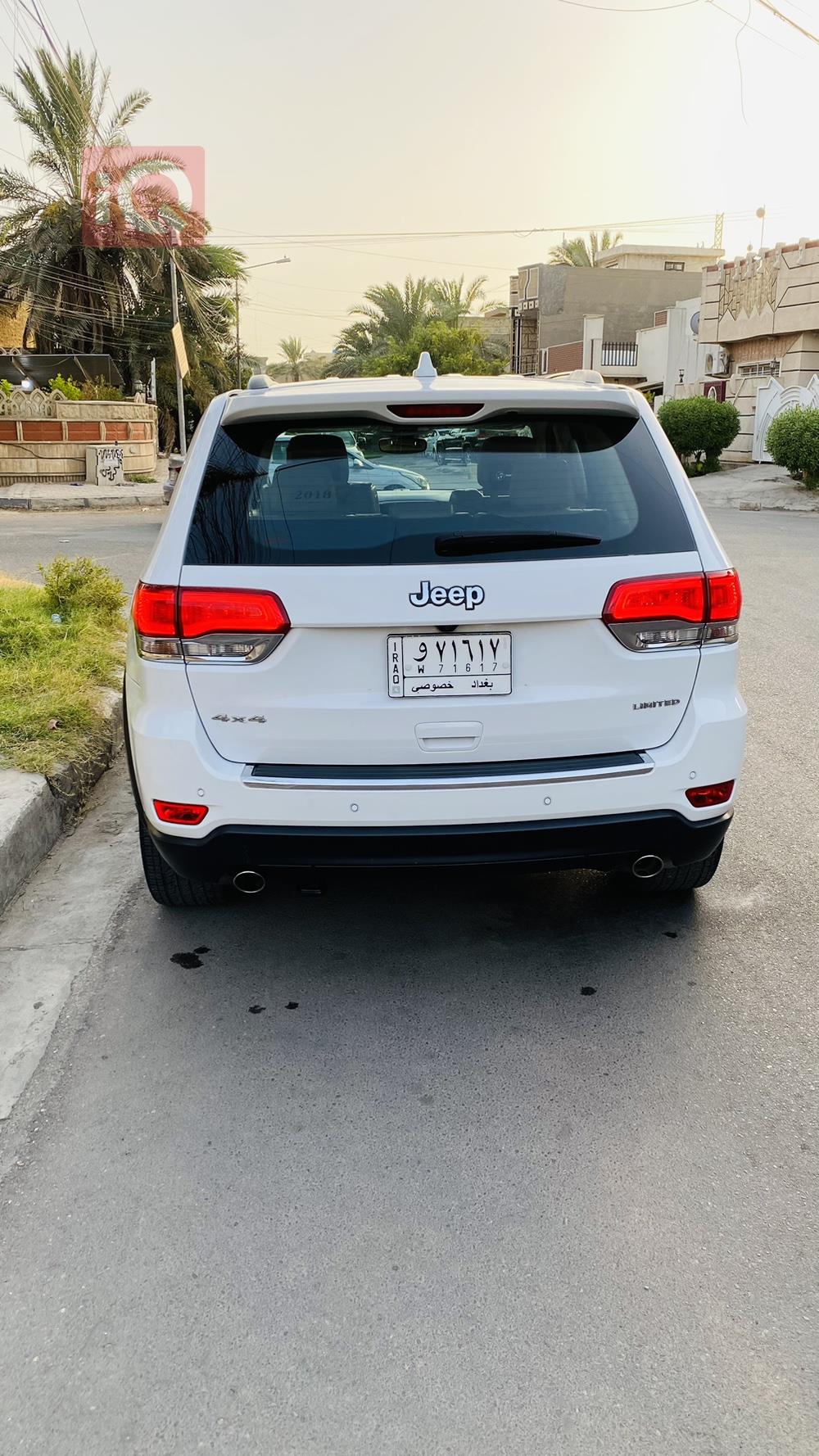 جیپ گراند شیرۆکی